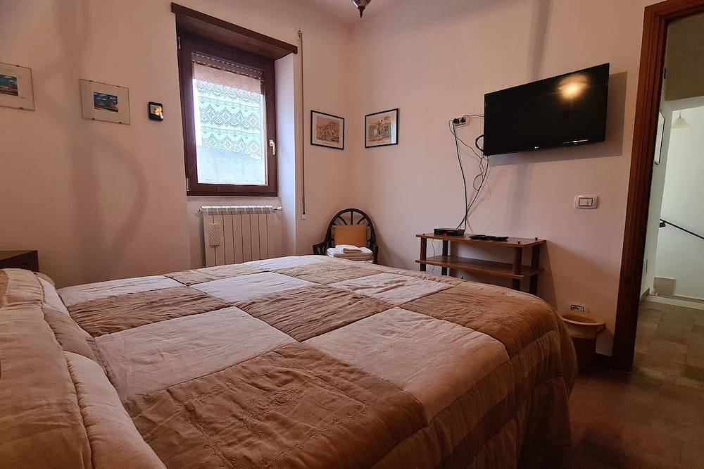 Appartamento intero, Amazing Lake View in Castel di Tora, Terminillo