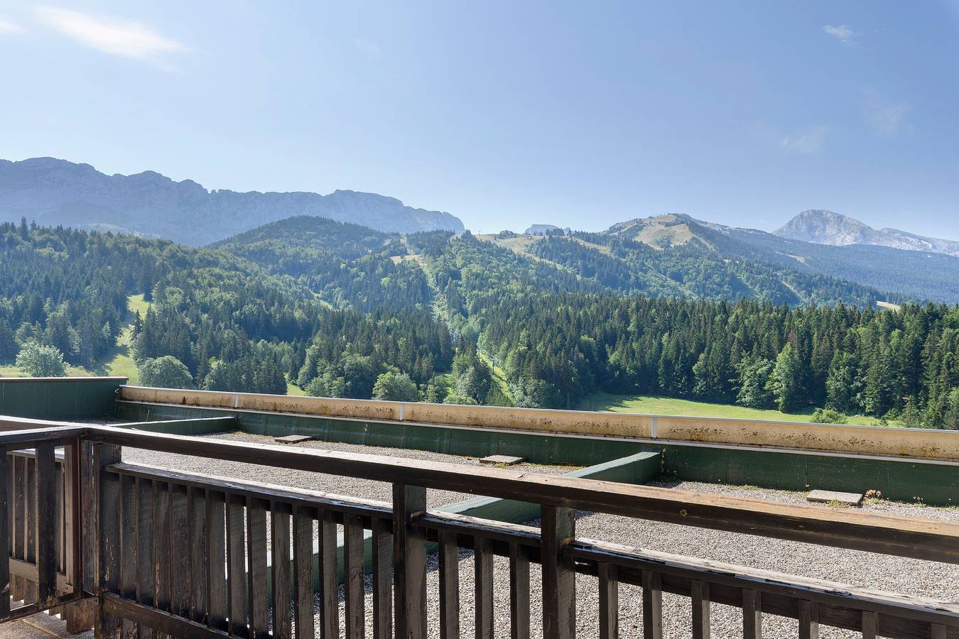 Ganze Wohnung, Großzügiges Studio mit Bergblick, Terrasse & direktem Pistenzugang in Villard de Lans in Villard-de-Lans, Parc naturel régional du Vercors