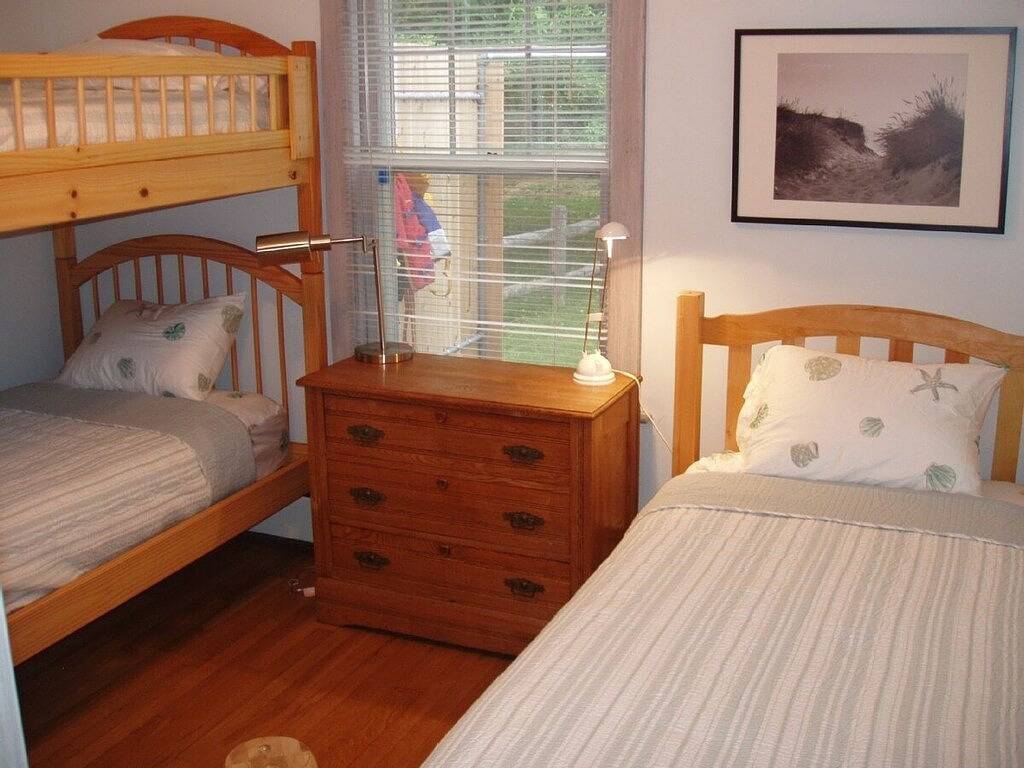 Tolle Aussicht von Long Island Sound! Entspannen, schwimmen, spazieren gehen und spüren Sie die Meeresbrise! in Guilford, Connecticut