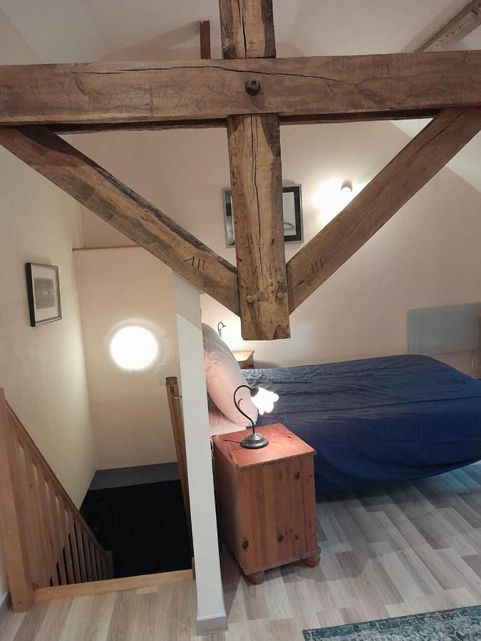 Location de vacances pour 2 personnes, avec Jacuzzi et Terrasse ainsi que Jardin et Vue à Salagnac - 4