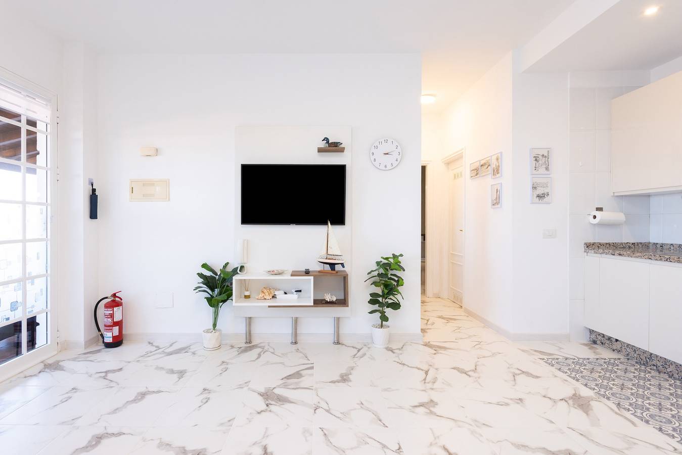 Entire apartment, Home2Book Sea Breeze Apartment, Pool & Terrace in Punta Larga, Las Caletillas