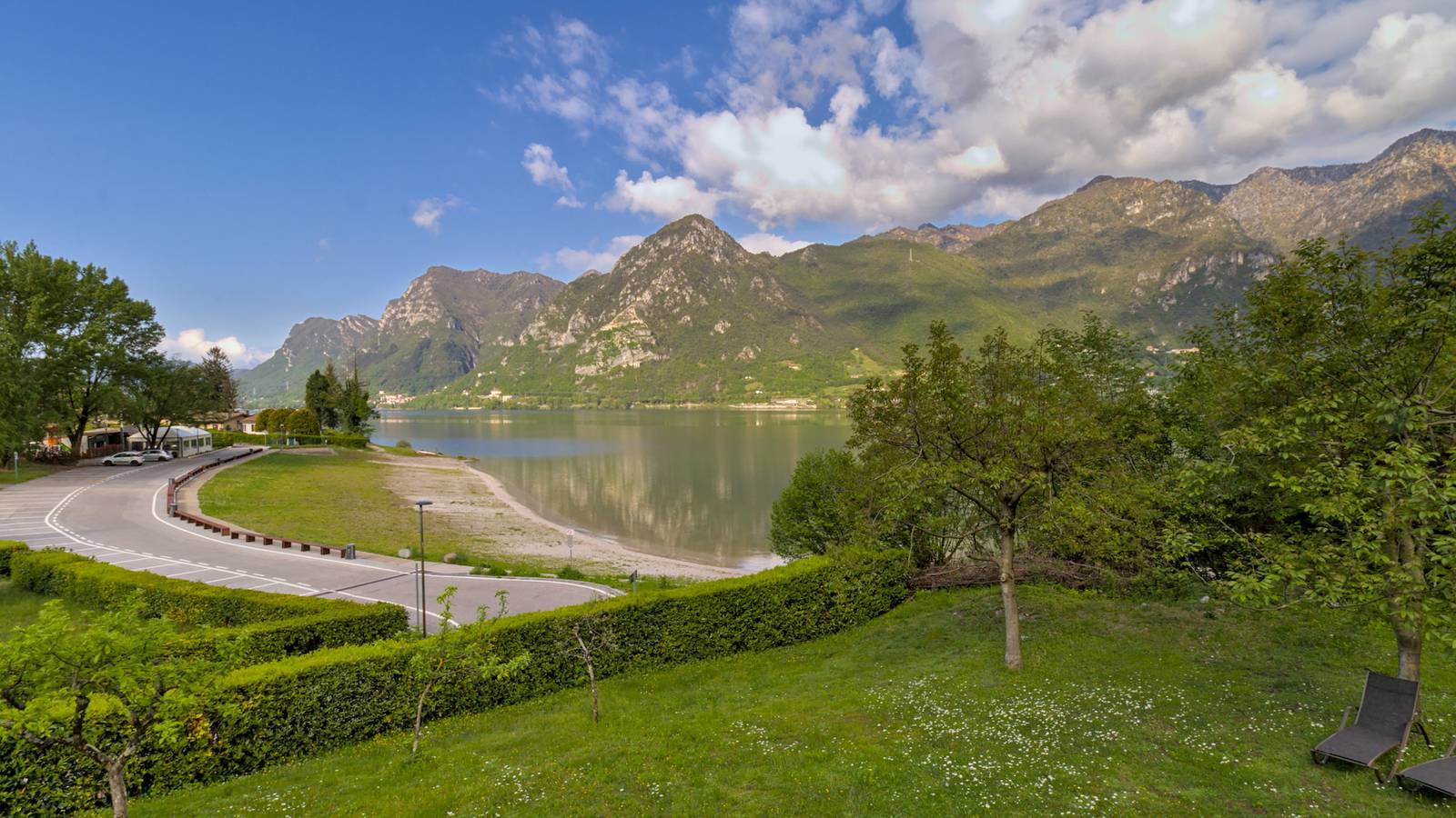 Ganze Wohnung, Ferienwohnung für 4 Personen mit Garten in Idro, Gardasee-Berge