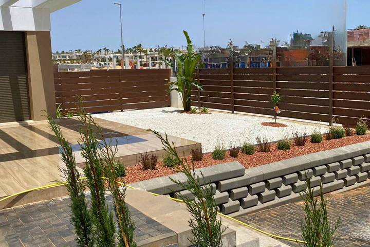 Villa with jacuzzi, Golf Vistabella in Laguna Green, Orihuela