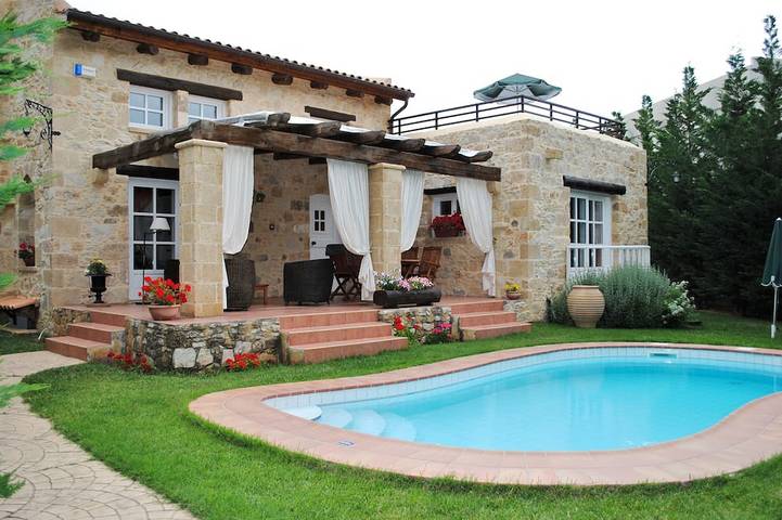 Villa pour 5 personnes, avec jardin et balcon - 1