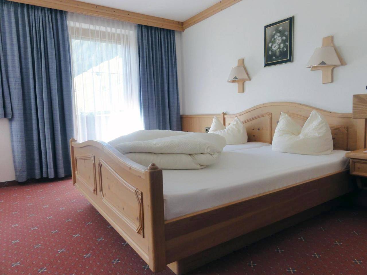 Standard Double Room with Balcony in Tuxer Alpen, Hintertux
