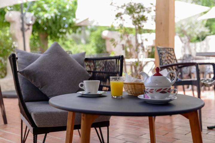 Hôtel pour 5 personnes, avec piscine ainsi que jardin et terrasse à Gémenos - 4