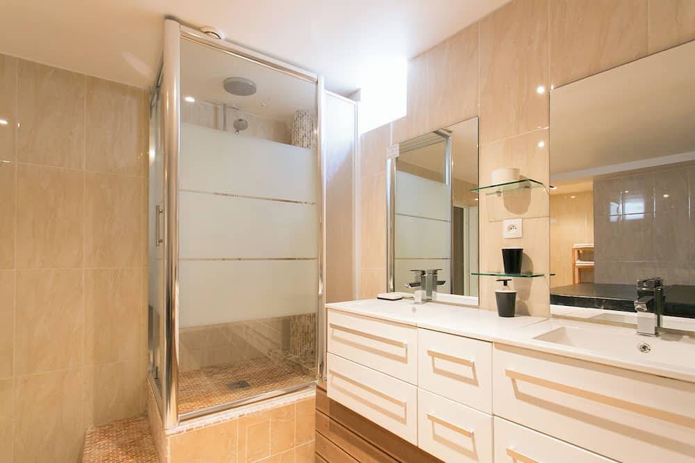 Apartamento entero, Apartamento Norte de Paris cerca del metro in Pantin, Sena-Saint Denis