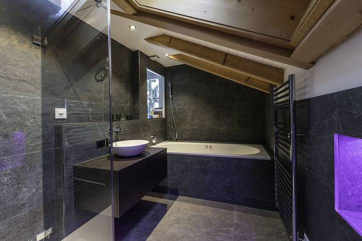 Chalet für 7 Personen, mit Garten und Sauna sowie Whirlpool am Vierwaldstättersee - 3