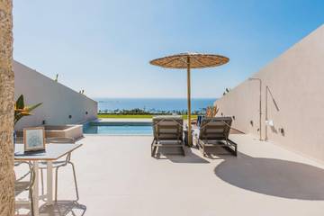 Ferienhaus für 2 Personen, mit Ausblick und Pool sowie Terrasse in Chania und Umgebung