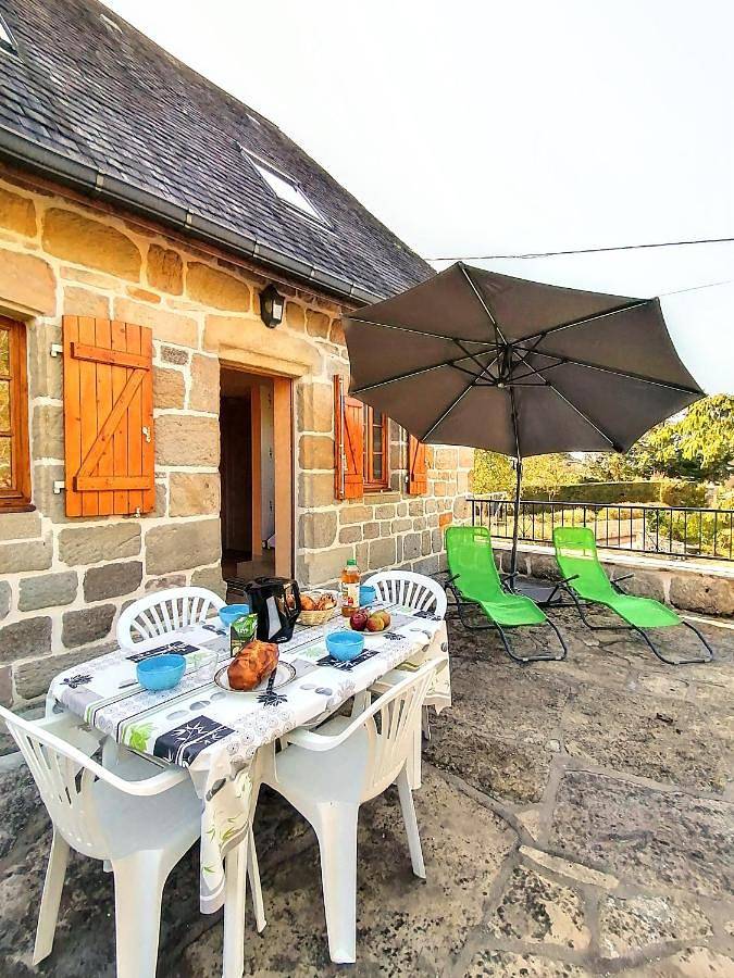 Gîte pour 4 personnes, avec jardin à Jugeals-Nazareth