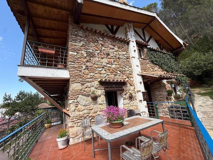 Albergue para 4 personas, con Terraza y Jacuzzi además de Jardín y Piscina en Provincia de Jaén - 3