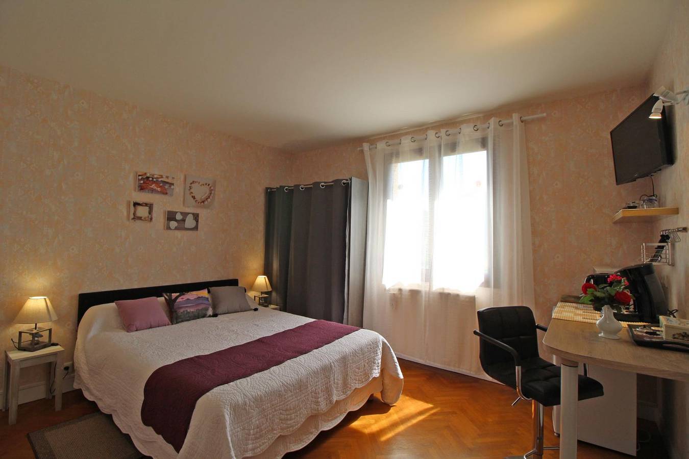 Chabant - Violette in Saint-Léonard-de-Noblat, Región de Limoges