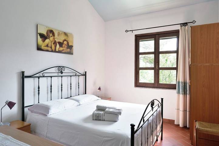 Ganze Wohnung, Villa Juniper, only 240mt from the sandy beach in Santa Maria Navarrese, Lotzorai