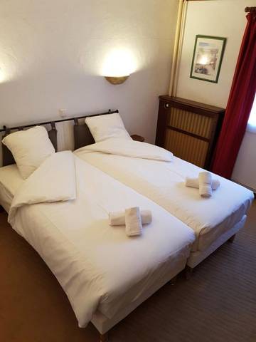 Hôtel pour 2 personnes, avec terrasse à Fixin