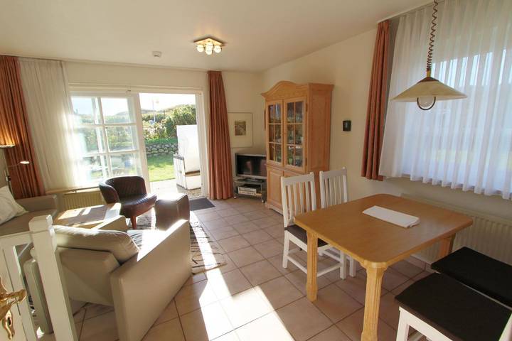 Ganze Wohnung, Liebevoll eingerichtetes Ferienappartement in Top-Lage nahe der Strandpromenade in Nordfriesische Inseln (Schleswig-Holstein) (Schleswig-Holstein), Wenningstedt