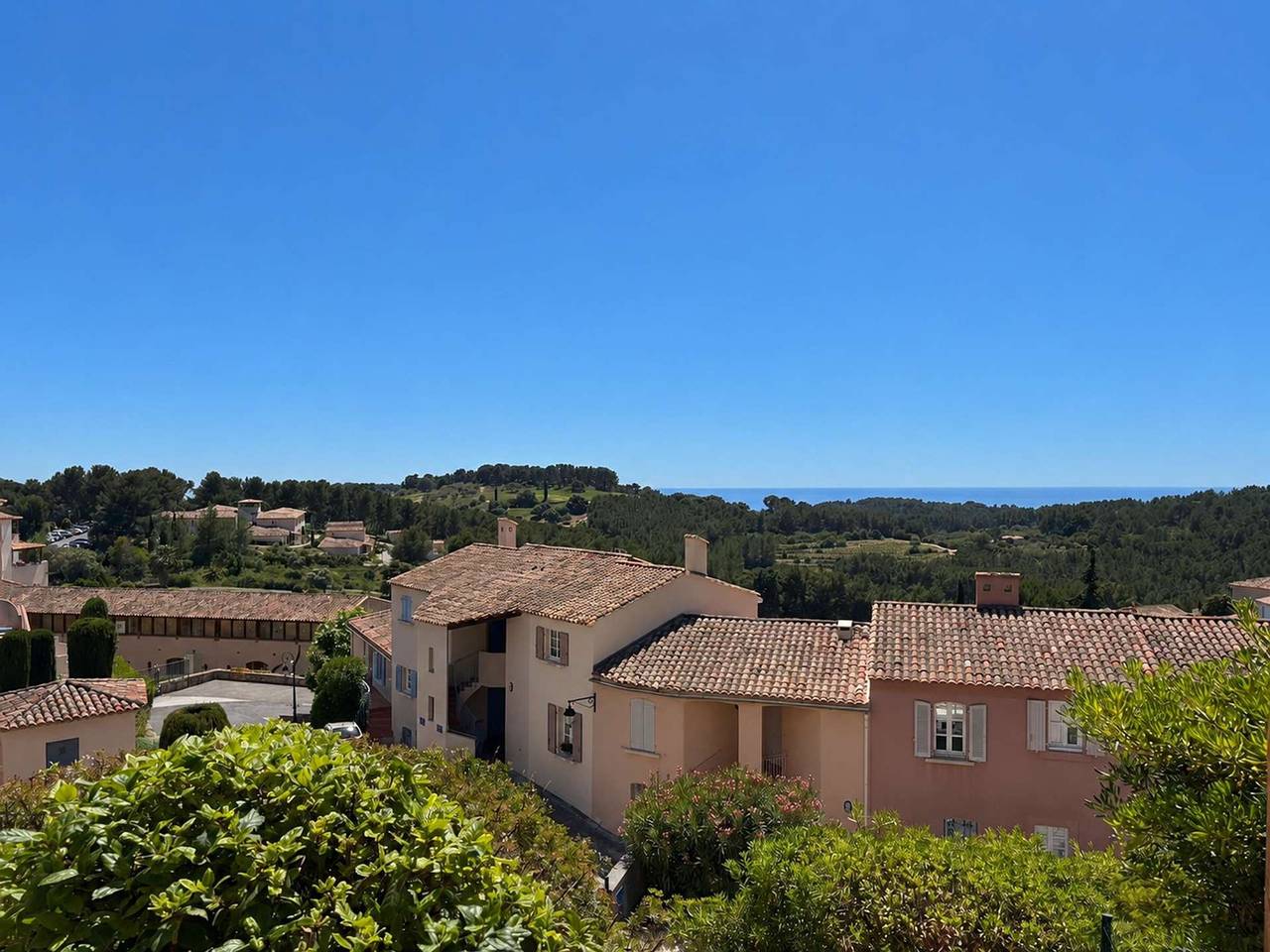 Appartement entier, Appartement climatisé vue mer - 6 pers. in Saint-Cyr-sur-Mer, Côte méditerranéenne (France)