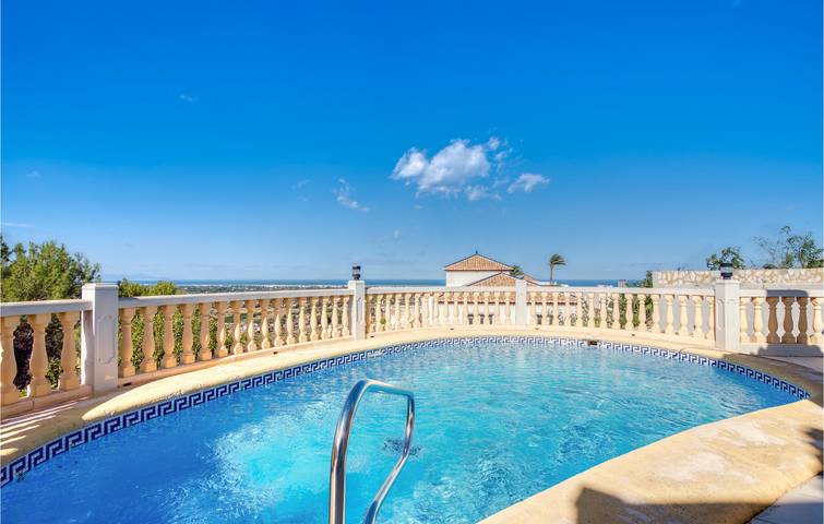 Ferienhaus für 6 Personen, mit Terrasse und Pool, kinderfreundlich in Dénia - 2