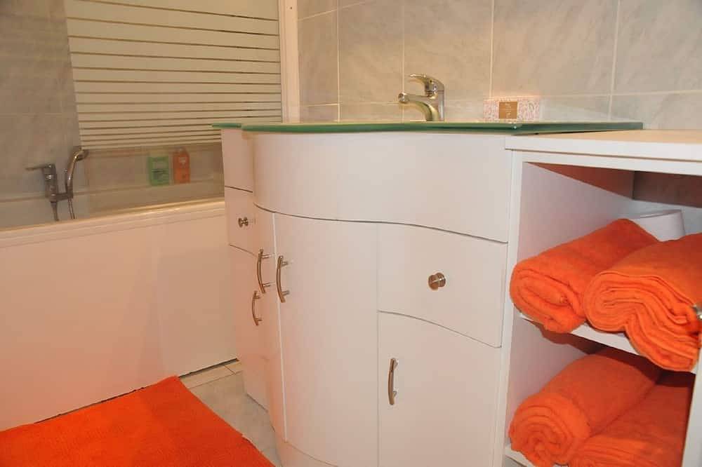 Appartamento intero, Residence con piscina / tennis, vista lago, tranquillo in Annecy-le-Vieux, Annecy e dintorni