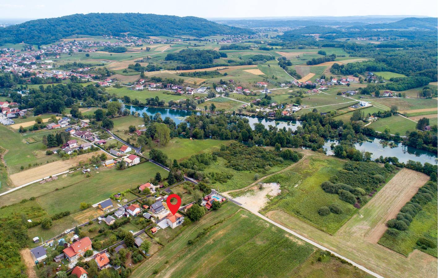 Gemütliche 2-Zimmer-Wohnung mit Terrasse und Grill in der Nähe des Flusses Mrežnica in Karlovac und Umgebung