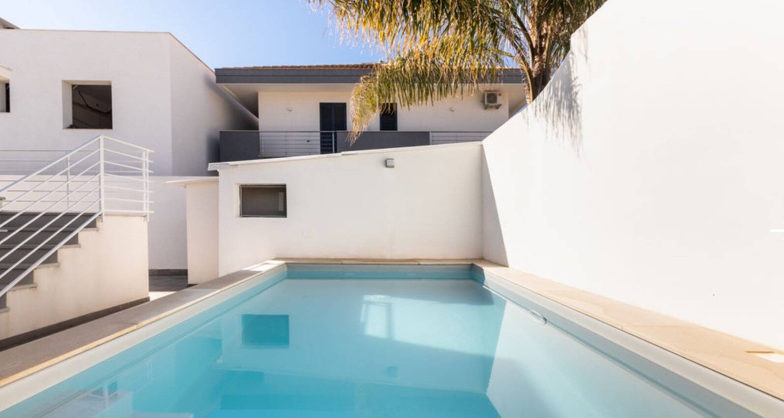 Villa 'Falaride' con Piscina Privata, Wi-Fi e Aria Condizionata in Falaride, Avola