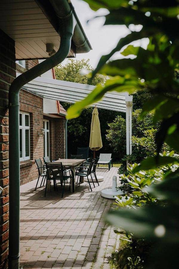Ferienhaus für 9 Personen, mit Balkon und Whirlpool sowie Terrasse und Garten in Spieka-Neufeld - 3