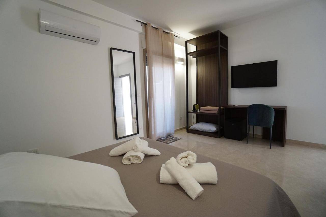 Double Room with Pool View in Leverano, Provincia di Lecce