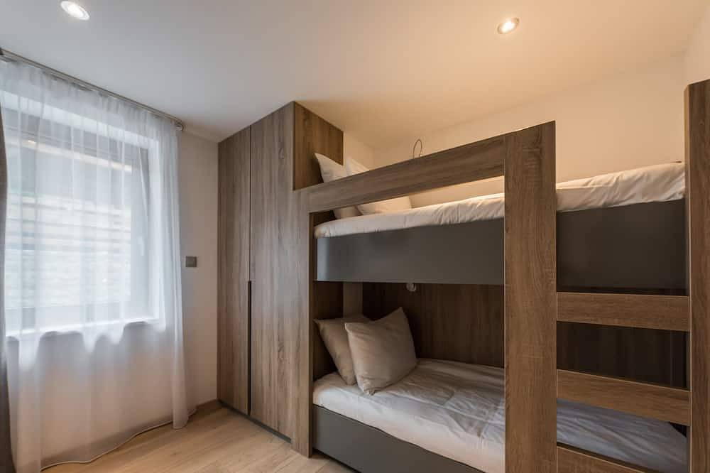 Entire apartment, Ipe - Modern apartment with spa and fitness room in Montriond, Les Portes du Soleil