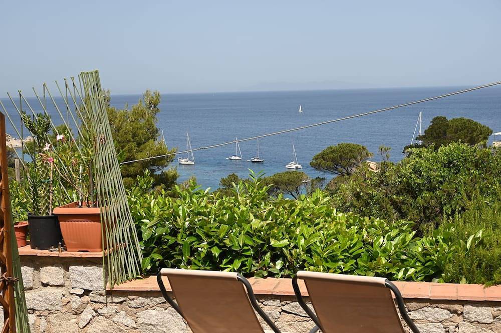 Sant' Andrea Cotoncello: House with amazing sea view and garden in Sant'Andrea, Elba