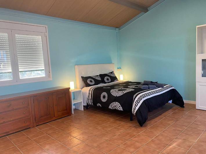 Location de vacances pour 4 personnes, avec piscine ainsi que jardin et vue dans San Martin Sarroca - 3