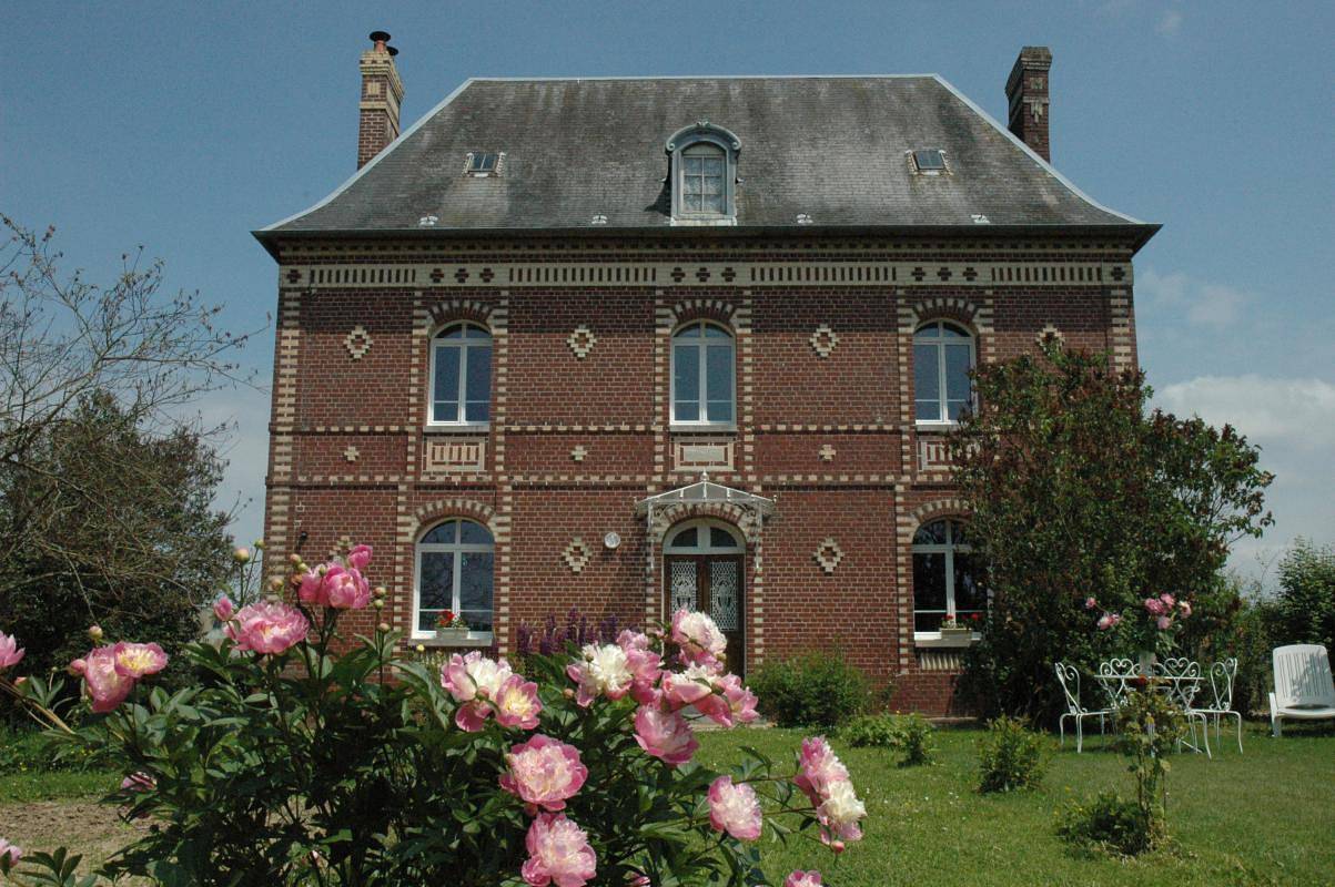 Alojamiento y desayuno para 3 personas con terraza in Vieux-Manoir, Región de Rouen