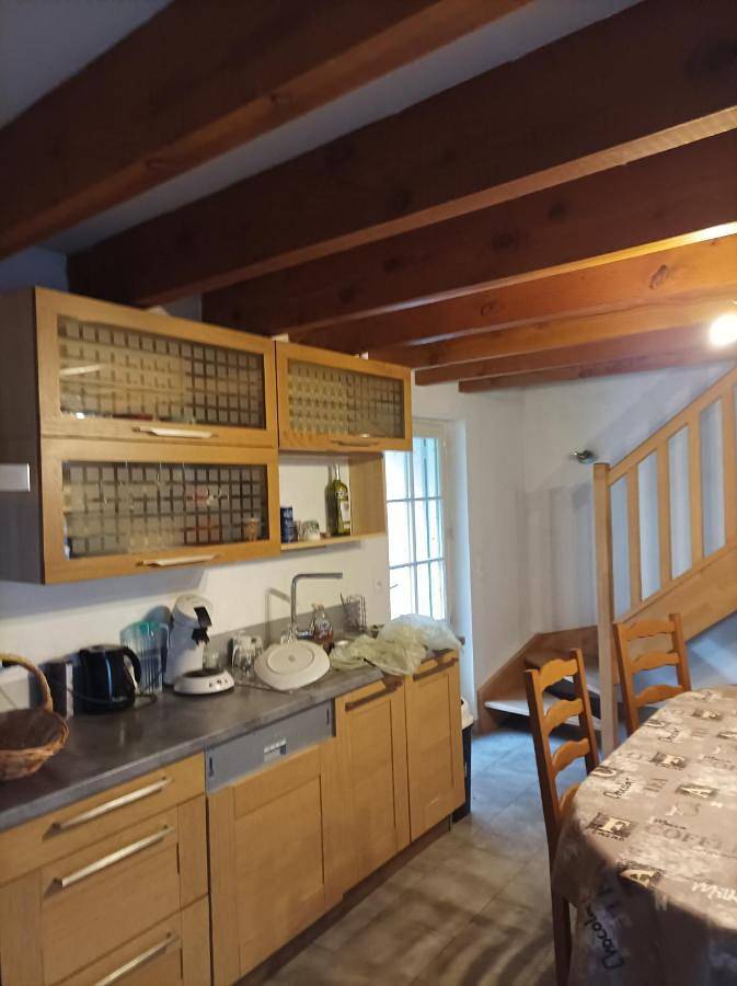 Location de vacances pour 6 personnes, avec Terrasse ainsi que Jardin et Vue dans Saint-Salvy-de-la-Balme - 4