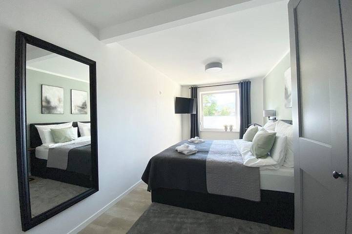 Ganze Wohnung, Qt Apartment neu & stylisch 2 Sz in Heiligenkirchen, Detmold