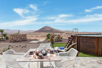 Villa With Pool for 4 People in Puerto del Rosario, Fuerteventura, Photo 1