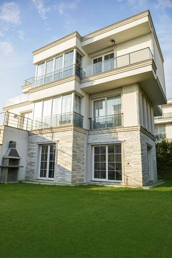 Nora Marmara Luxury Villas in Istanbul in Buyukcekmece, Região de Mármara