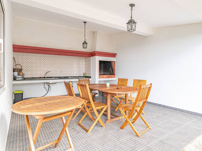 Location de vacances pour 3 personnes, avec jardin et piscine dans Arco da Calheta - 4