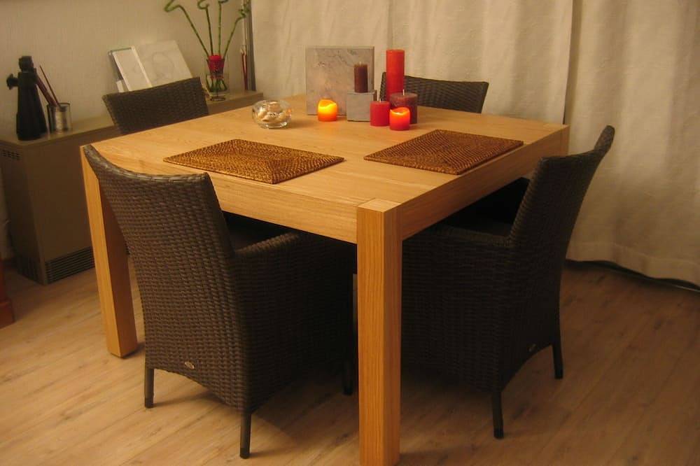 Entire apartment, Apartment facing the sea with balcony, very bright with garage in Koksijde-Bad, Koksijde
