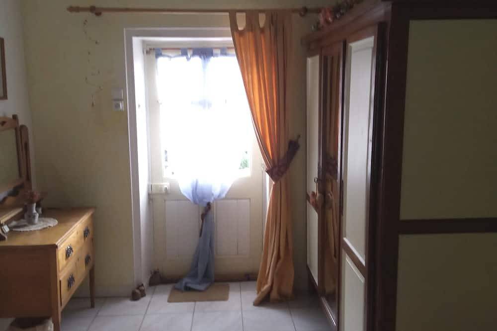 Charming traditional Vendeen Cottage in Saint-Vincent-sur-Graon, Vendée