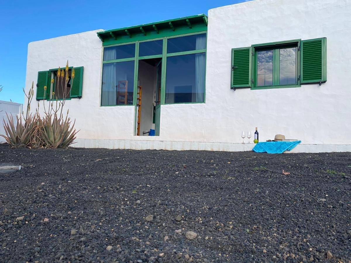 Two-Bedroom House in El Golfo, Yaiza