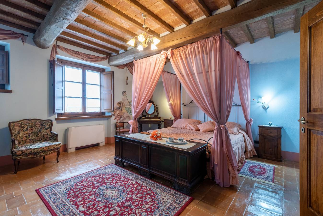 Villa 'Boschi Salviati' mit privatem Pool, Whirpool, Wlan und Klimaanlage in Marciano della Chiana, Arezzo Provinz