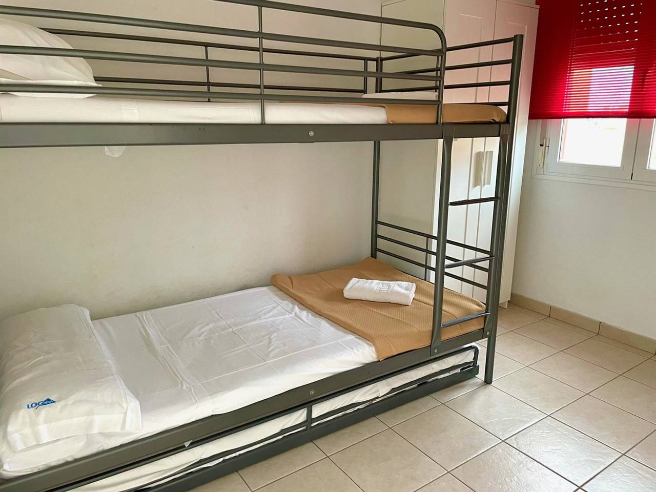 Entire apartment, Cozy apartment with terrace in El Verger in el Verger, Costa Blanca