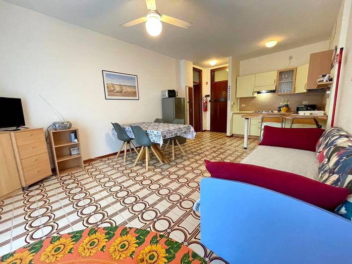 Appartement entier, Appartement accueillant avec balcon vue piscine in Porto Santa Margherita, Caorle