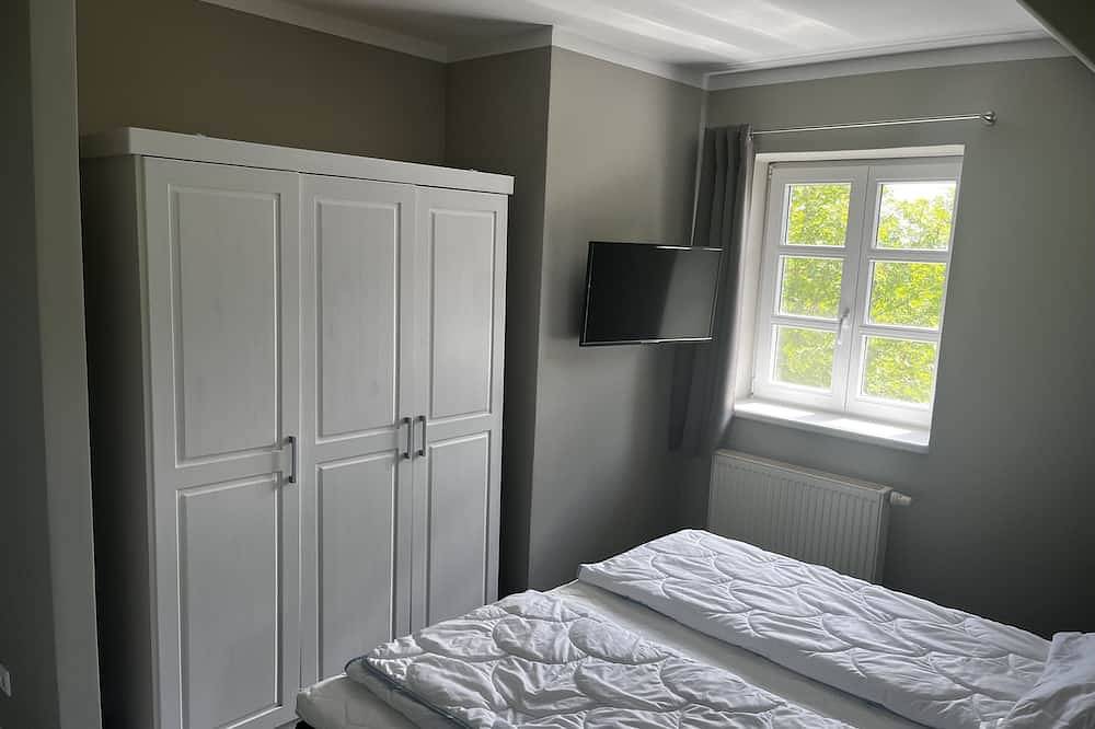 Rugiamare, exclusives, neu renoviertes, strandnahes Reihen- Ferienhaus in Kreptitz, Dranske