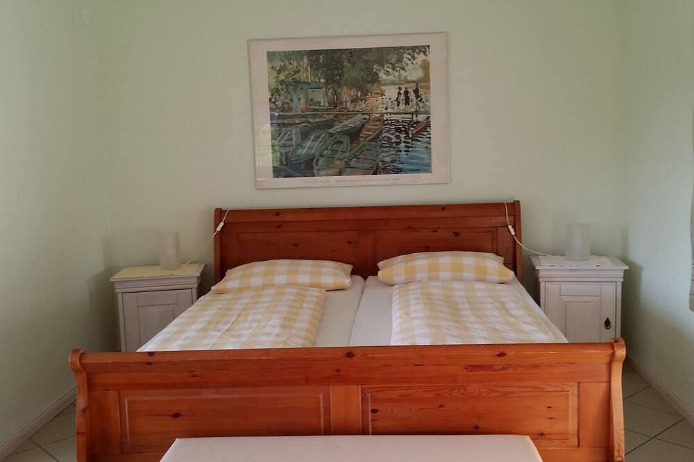 Ganze Wohnung, Ferienhof Rothenberg Appartement 2 hell, inmitten der Natur, freie Sicht in Oberzent, Odenwaldkreis