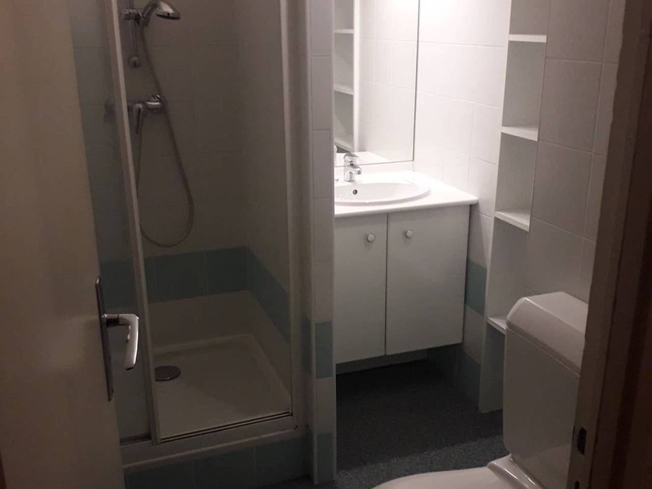 Studio entier, Studio 4 pers avec balcon sur les pistes, parking gratuit, casier à skis et kitchenette aménagée in La Pierre Saint-Martin, Arette