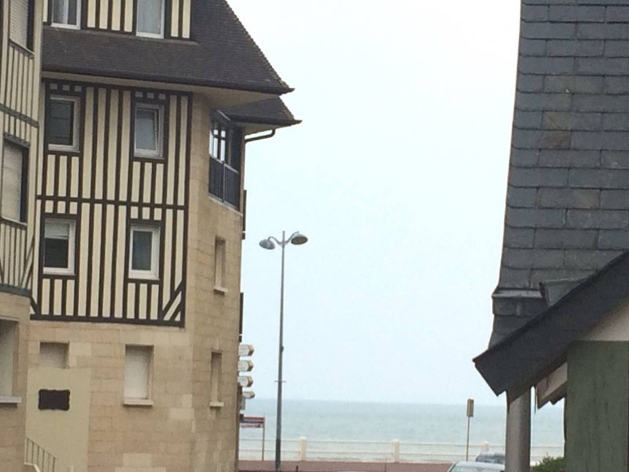 Ganze Wohnung, 3-Zimmer-Wohnung mit Terrasse und Parkplatz nahe am Strand in Villers-sur-Mer, Lisieux und Umgebung