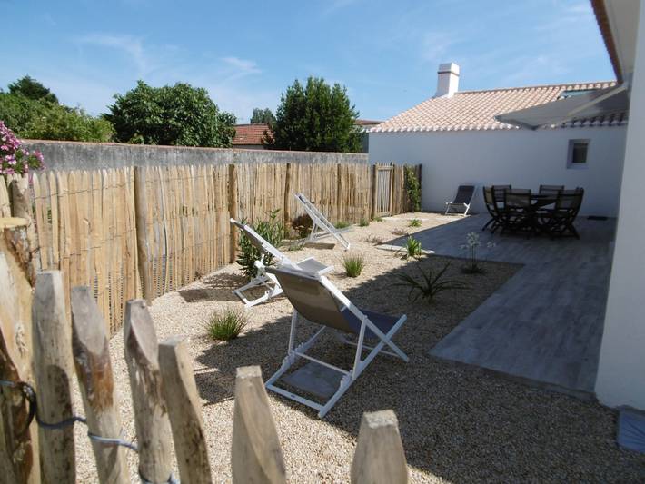 Location de vacances pour 6 personnes, avec terrasse et jardin dans Plage De La Bosse L Epine - 2