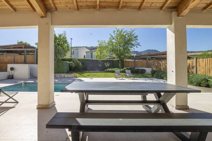Location de vacances pour 8 personnes, avec jardin et terrasse à Malaucène - 3