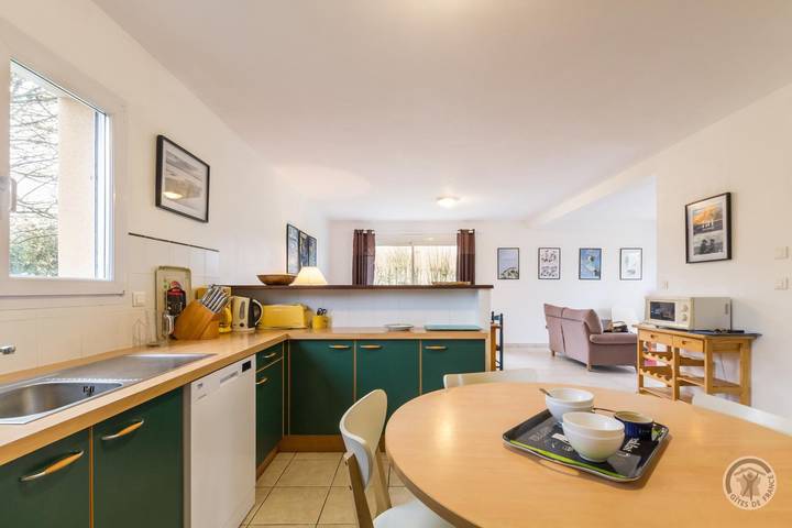 Gîte pour 6 personnes, avec jardin et terrasse, animaux acceptés à La Feuillie