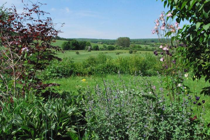 Gîte pour 2 personnes, avec jardin à Florenville