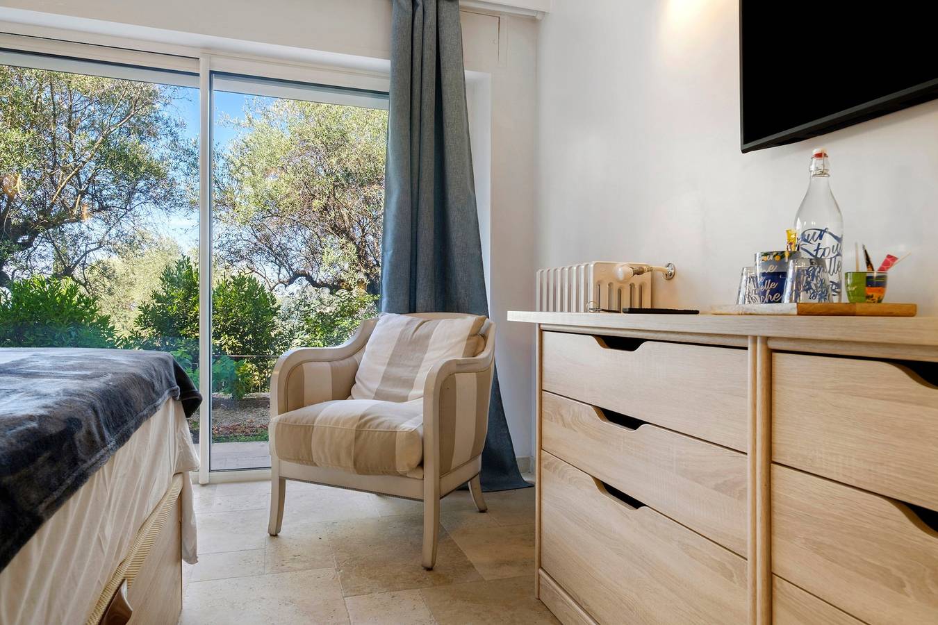 Chambre Lavande en rez de jardin in Grasse, Côte méditerranéenne (France)